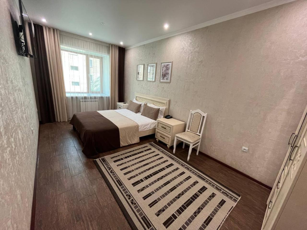 Altyn Adam Hotel Petropawlowsk Exterior foto