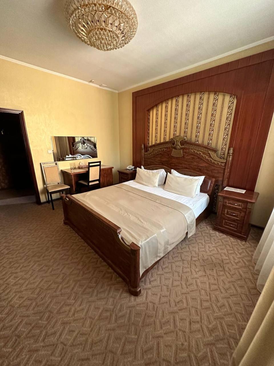 Altyn Adam Hotel Petropawlowsk Exterior foto