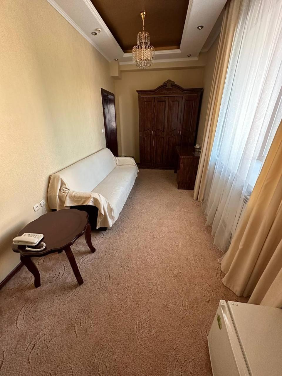 Altyn Adam Hotel Petropawlowsk Exterior foto