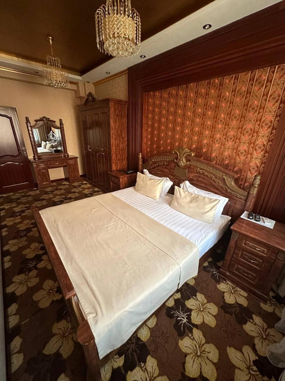 Altyn Adam Hotel Petropawlowsk Exterior foto