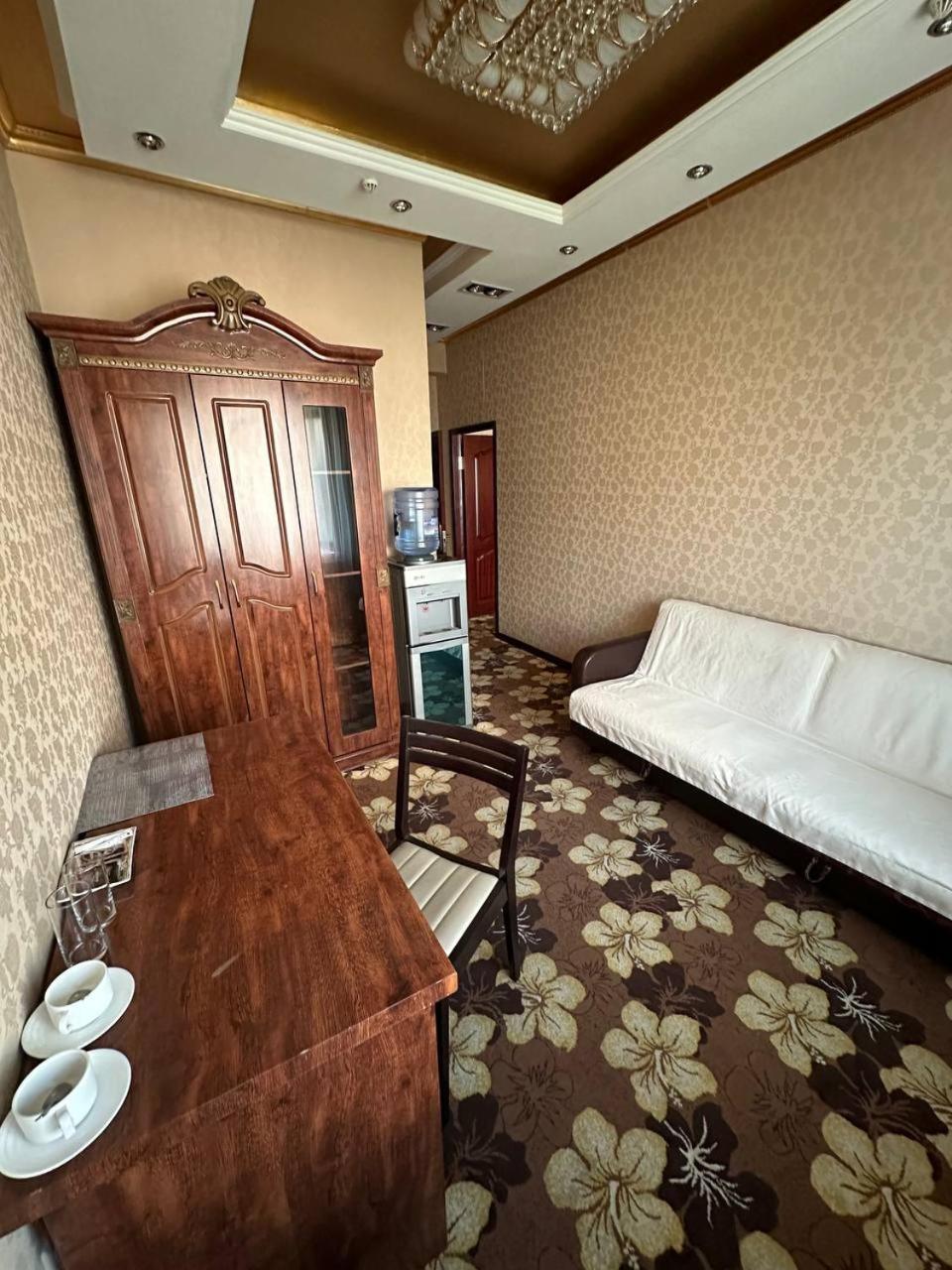 Altyn Adam Hotel Petropawlowsk Exterior foto