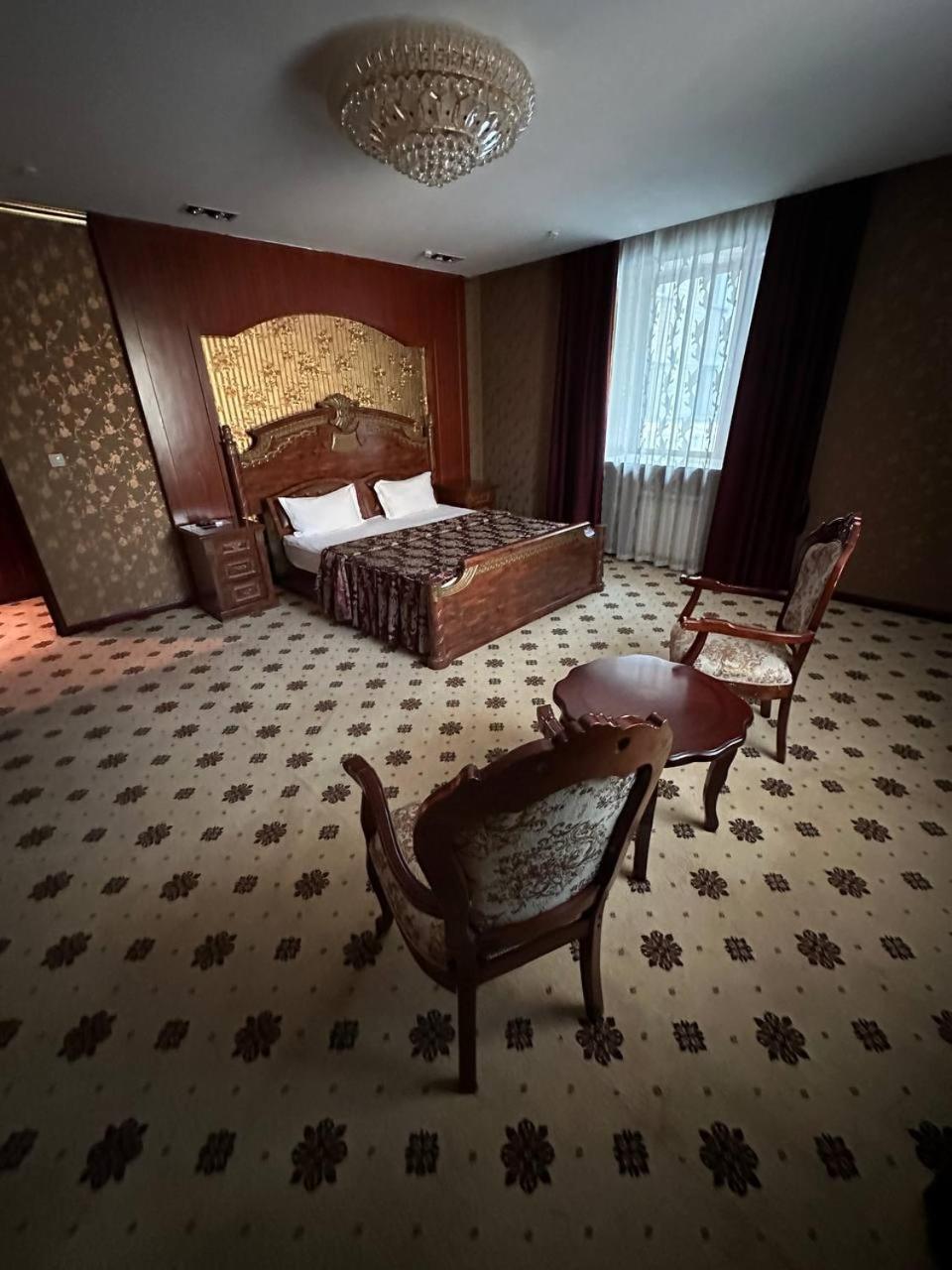 Altyn Adam Hotel Petropawlowsk Exterior foto