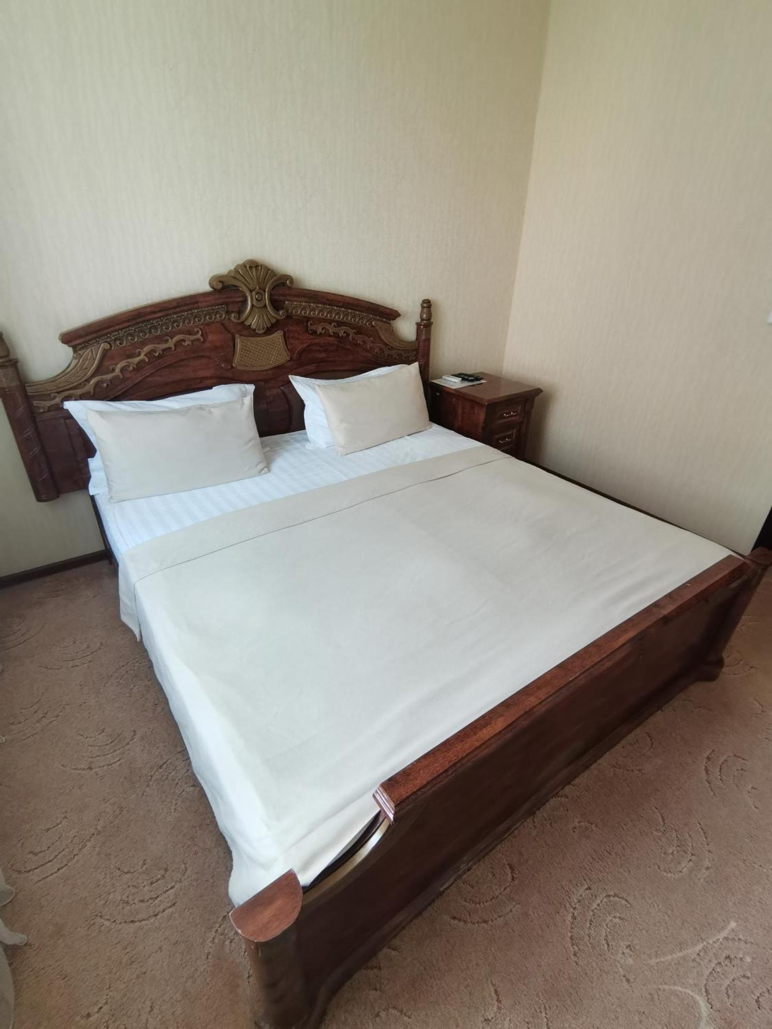 Altyn Adam Hotel Petropawlowsk Exterior foto